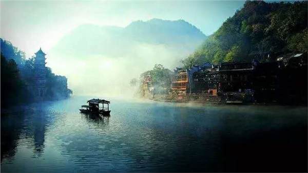神秘湘西、鳳凰九景汽車(chē)兩日游