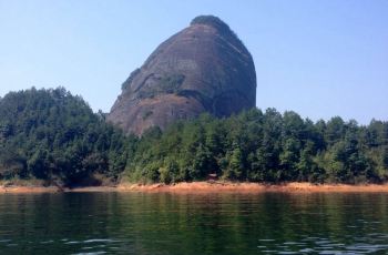江西銅鼓?湯里溫泉、天柱峰、秋收起義紀(jì)念館2日游