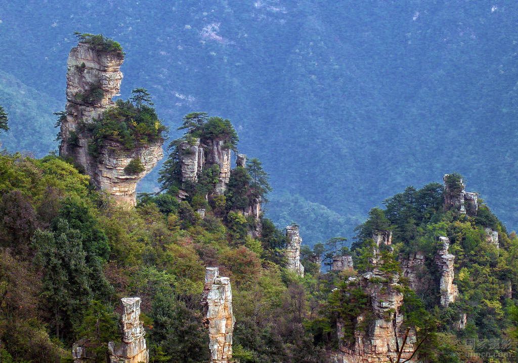 E1線：玻璃橋、袁家界、天子山、金鞭溪、天門山、夯吾苗寨、鳳凰古城湘西“精華之旅”品質(zhì)純玩4晚5日游